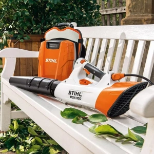 Воздуходувка аккумуляторная Stihl BGA 100