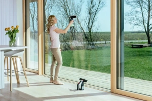 Мойка для окон Bosch GlassVAC Solo Plus 06008B7200