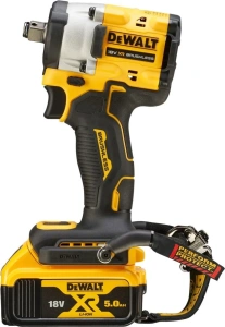 Аккумуляторный ударный гайковерт DeWALT DCF921P2LR-TXJ, с АКБ и ЗУ