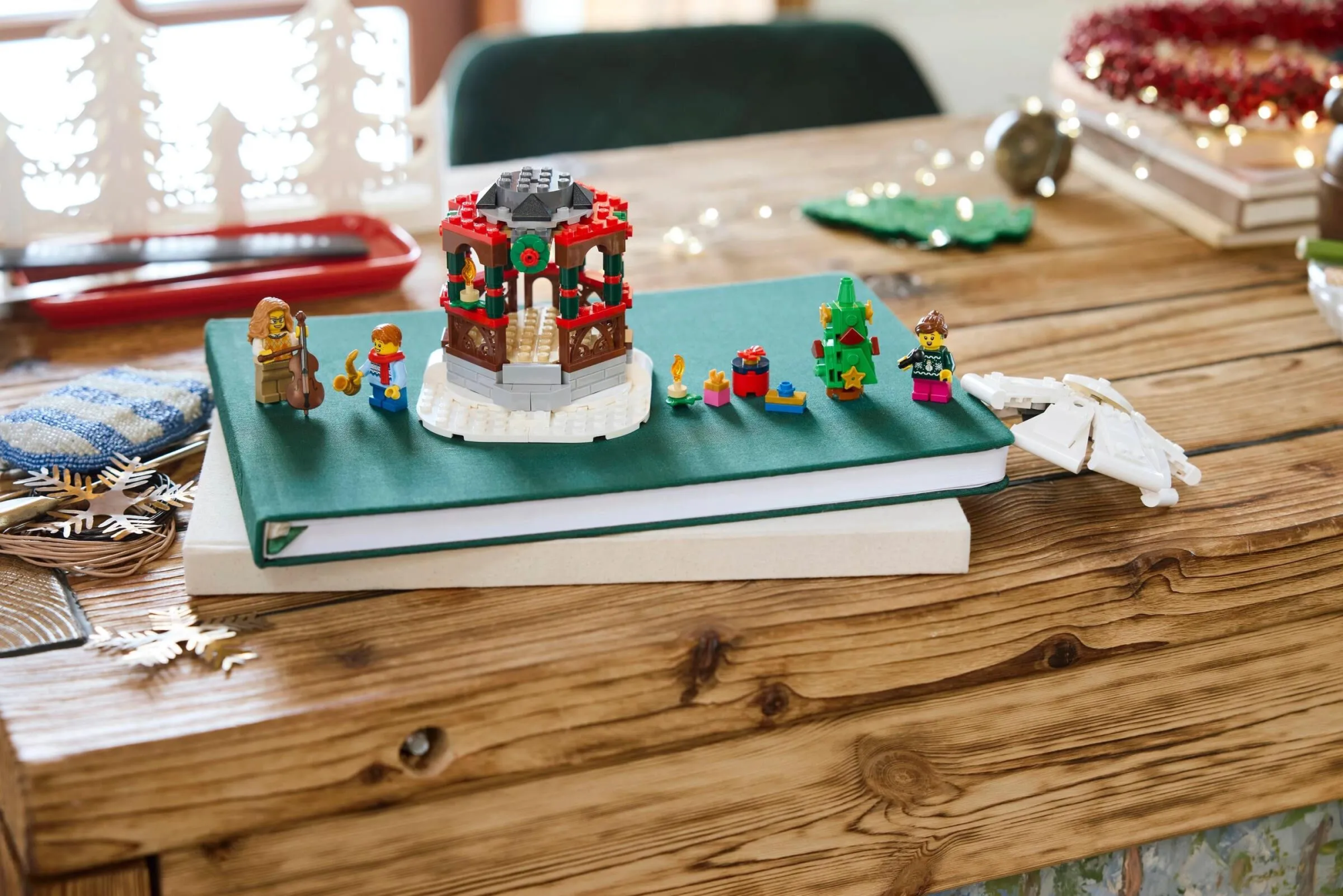 Конструктор LEGO 40778 Зимняя беседка