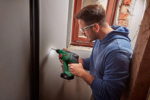 Аккумуляторный перфоратор Bosch UniversalHammer 18V 06039D6000