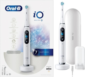 Электрическая зубная щетка Oral-B iO 9 белая