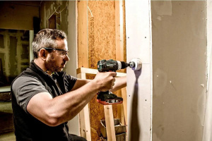 Дрель-шуруповерт аккумуляторная Metabo BS 18 LT BL 602325840 в кейсе MetaLoc II с 2 аккум. Li-Power 18 V/2.0 Ah и ЗУ ASC 55