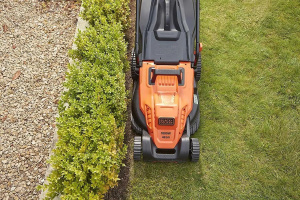 Электрическая газонокосилка BLACK+DECKER BEMW481BH-QS