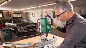 Настольная сверлильная машина Bosch PBD 40 0603B07000
