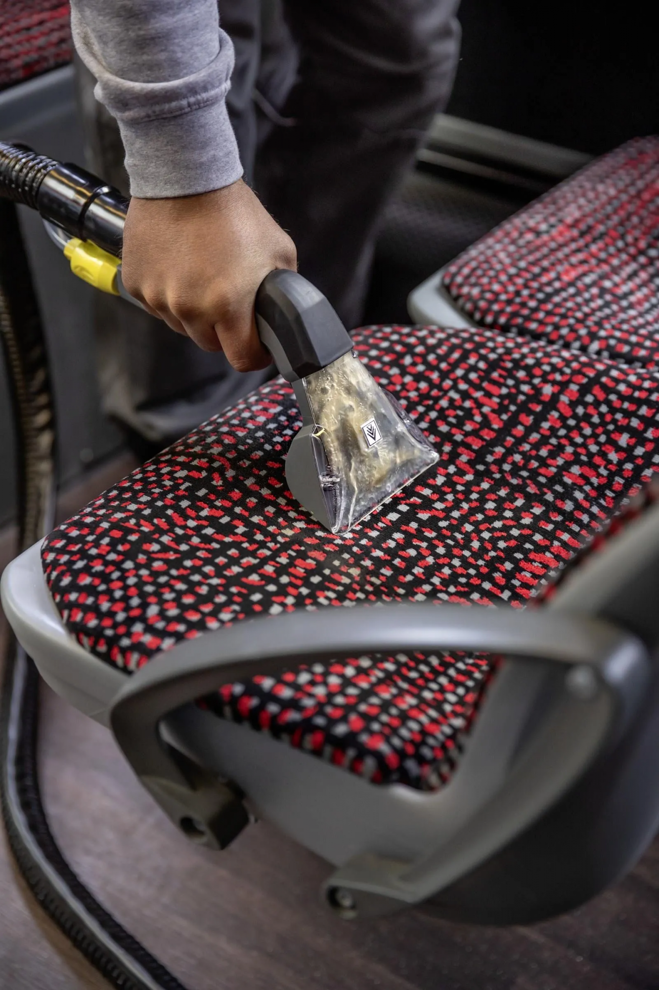 Пылесос для химчистки KARCHER Puzzi 8/1 1.100-240.0