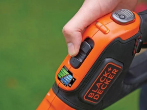 Аккумуляторный триммер BLACK+DECKER STC1840EPC-QW с ЗУ