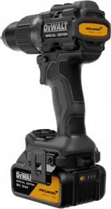 Аккумуляторная ударная дрель-шуруповерт DeWALT DCD86MP1T