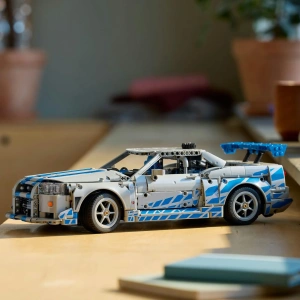Конструктор LEGO Technic 42210 Nissan Skyline GT-R (R34)