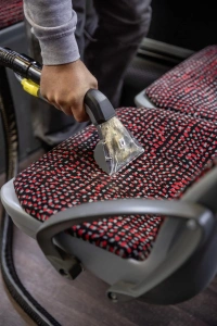 Пылесос для химчистки Karcher Puzzi 8/1 1.100-240.0