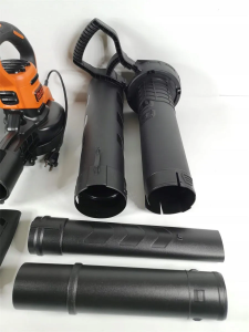 Садовый пылесос воздуходувка Black+Decker BEBLV300-QS