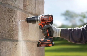 Аккумуляторная дрель-шуруповерт Black+Decker BL188KB-QW, с ЗУ