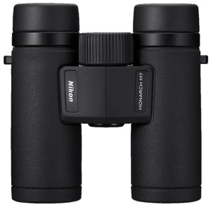 Бинокль Nikon Monarch M7 10x30