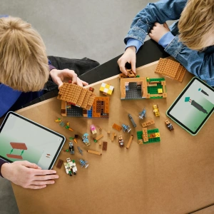 Конструктор LEGO Minecraft 21596 Налёт призывателей на деревню