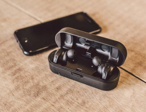 Наушники Audio-Technica ATH-CKR7TW, черные
