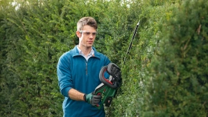 Кусторез Bosch UniversalHedgeCut 18-55 0600849J00