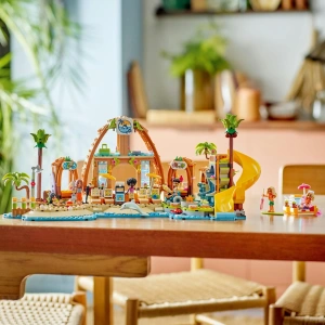 Конструктор LEGO Friends 42673 Семейный пляжный отдых