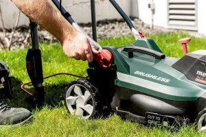 Аккумуляторная газонокосилка Metabo RM 36-18 LTX BL 36 601716850 без АКБ и ЗУ