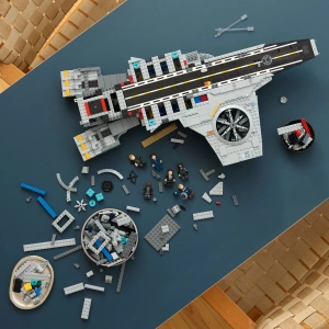 Конструктор LEGO Marvel 76354 Авианосец Щ.И.Т.