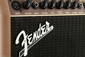 Fender Комбоусилитель Acoustasonic 15