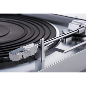 Виниловый проигрыватель Denon DP-29F серебристый