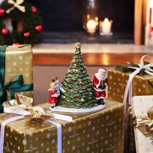 Подсвечник Villeroy & Boch Christmas Toys Елка с Сантой и детьми 14-8327-6641
