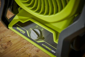 Аккумуляторный настольный вентилятор RYOBI RF18-0