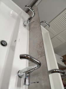 Смеситель для раковины Grohe Essence M 23463001, хром