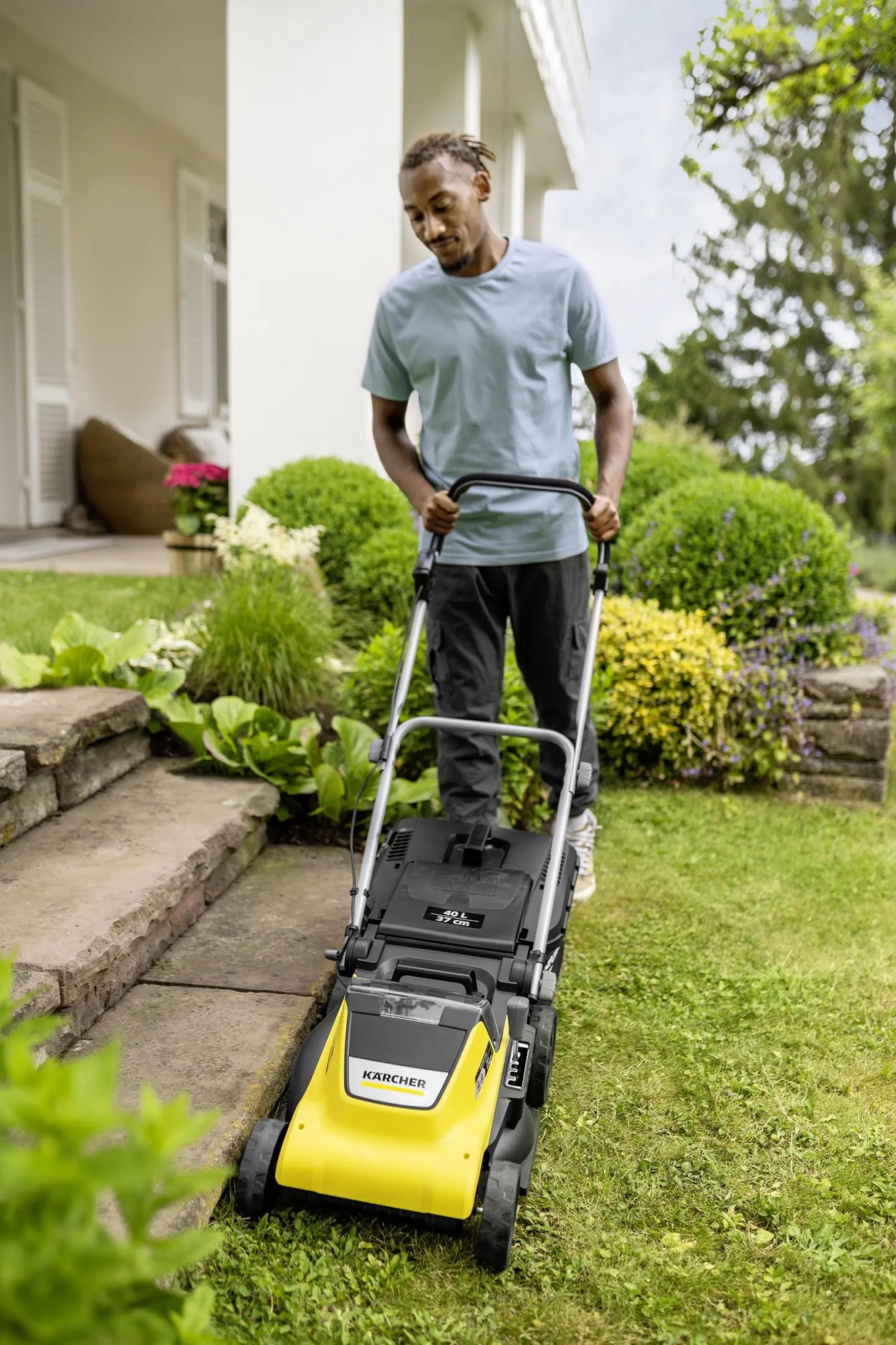 Газонокосилка аккумуляторная Karcher LMO 4-18 Dual 1.445-420.0