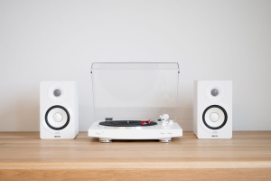 Виниловый проигрыватель Audio-Technica AT-LP3