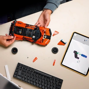 Конструктор LEGO Technic 42222 Bugatti Chiron Pur Sport
