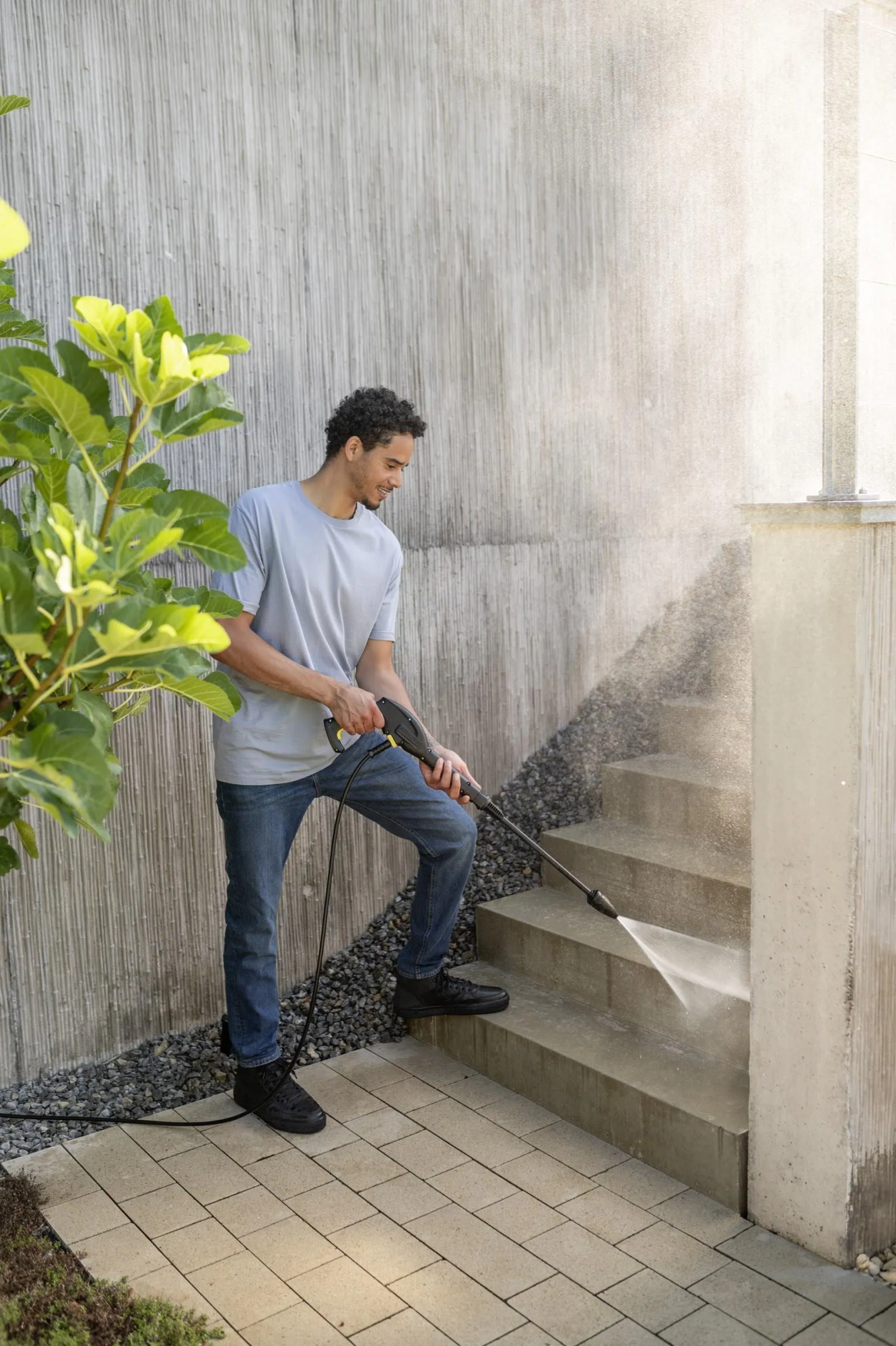 Мойка высокого давления Karcher K2 Premium 1.673-538.0
