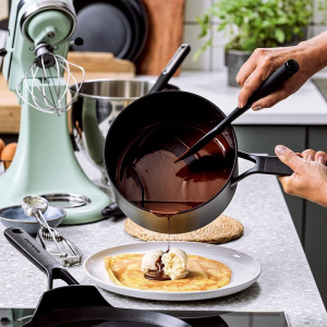 Классическая кованая алюминиевая кастрюля Kitchenaid объемом 1,5 л (Cc005683001), 16 см, можно использовать в духовке и посудомоечной машине, черный