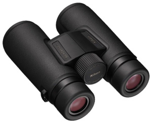 Бинокль Nikon Monarch M5 10x42