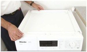 Монтажный комплект для установки в колонну Miele WTV 501