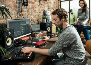 Внешняя звуковая карта Focusrite Scarlett 8i6 3rd Gen