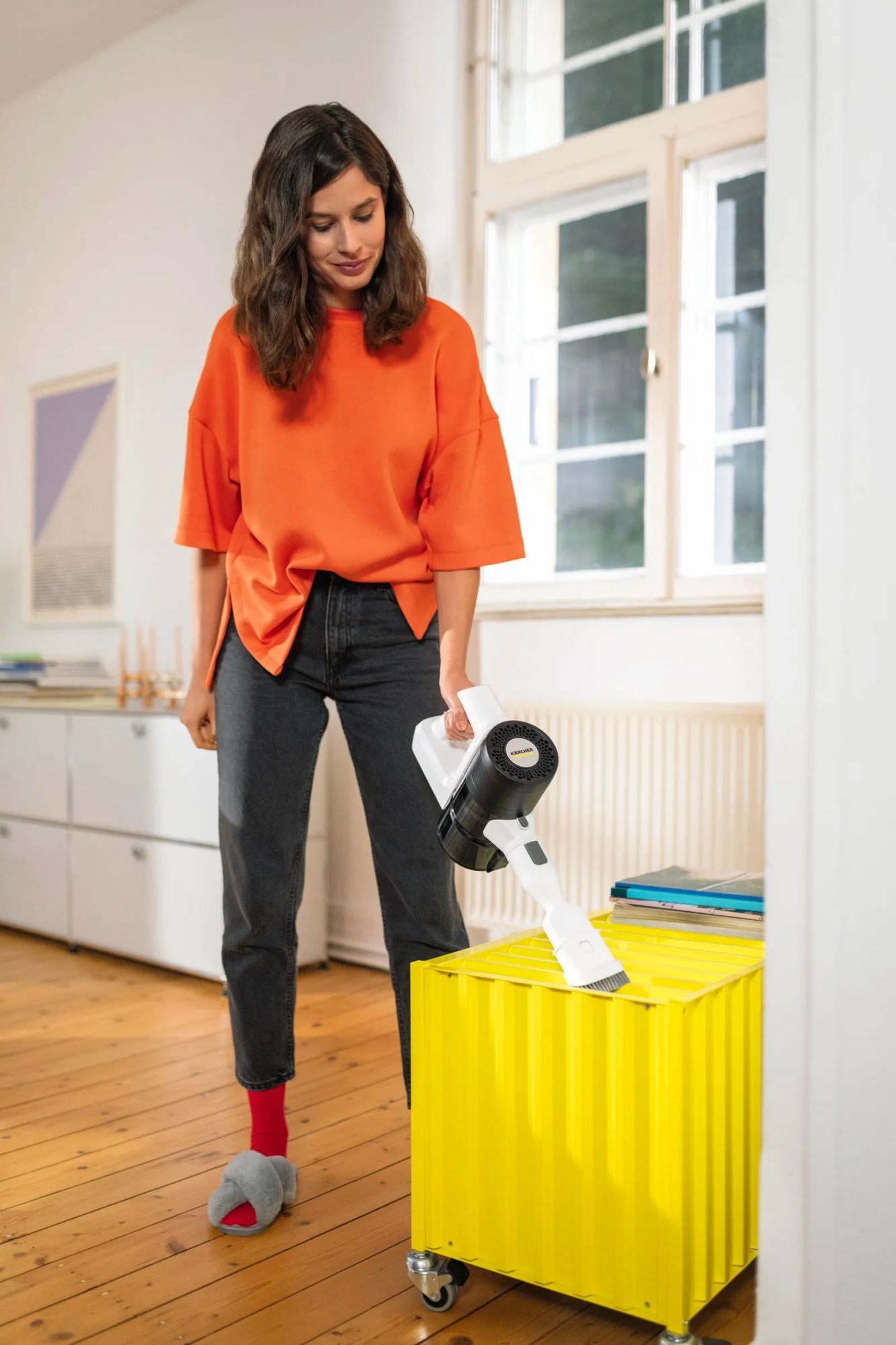 Беспроводной вертикальный пылесос Karcher KVA 2 *ЕС - Экспресс 1.198-730.0