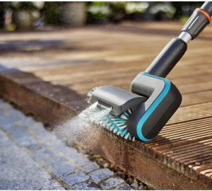 Аккумуляторная щетка Gardena AquaBrush Universal 18V P4A Solo (14842-55)