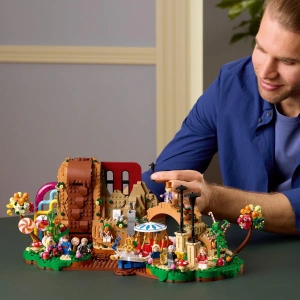 Конструктор LEGO Ideas 21360 Вилли Вонка и шоколадная фабрика