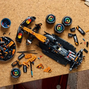 Конструктор LEGO Technic 42228 Болид McLaren MCL39 F1
