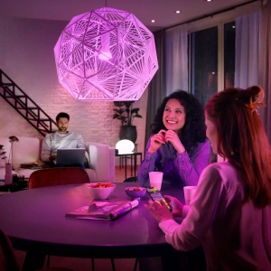 Лампочка Philips Hue White and color ambiance E27 929002468801