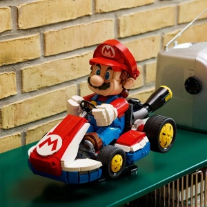 Конструктор LEGO Super Mario 72037 Mario Kart: стандартный карт Марио
