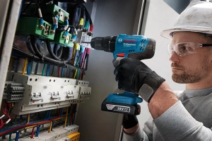 Ударная дрель-шуруповерт Bosch GSB 183-LI 06019K9100