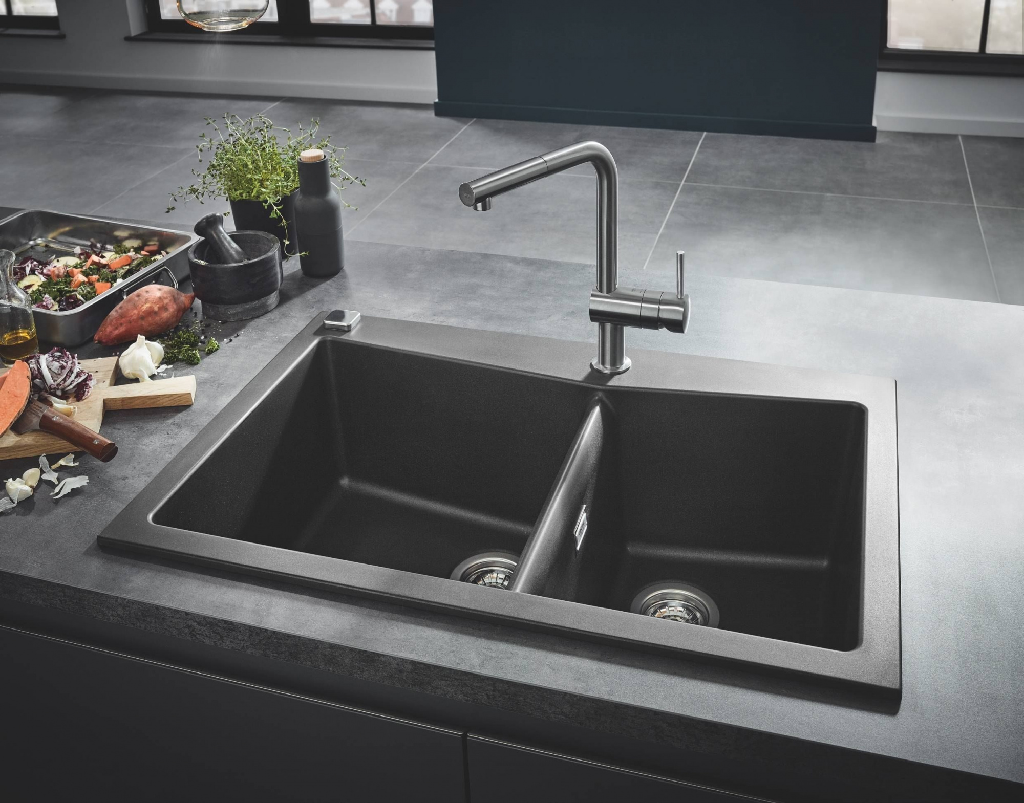 Мойка GROHE K700 с 2 чашами, 838 x 559 мм, серый гранит (31657AT0)