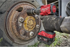 Аккумуляторный ударный гайковёрт Milwaukee M18 FMTIW2F12-0 18 В, без АКБ и ЗУ