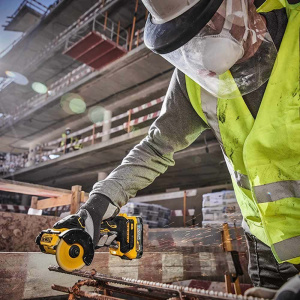 Аккумуляторная отрезная машина DeWALT DCS438N, без АКБ и ЗУ