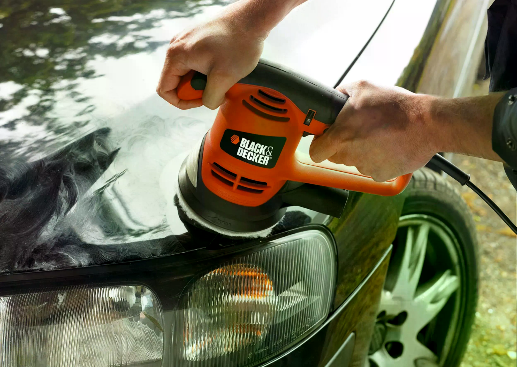 Эксцентриковая шлифмашина Black&Decker KA191EK-QS кейс