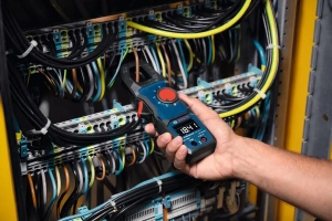 Мультиметр Bosch GMC 600-15 0601077600
