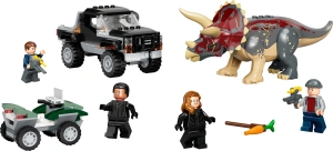 Конструктор LEGO Jurassic World 76950 Трицератопс: нападение на пикап