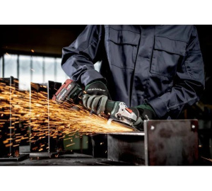 Шлифмашина угловая аккумуляторная Metabo WB 18 LT BL 11-125 Quick 613054650 в кейсе metaBOX с 2 аккумуляторами 18V 5.2Ah и ЗУ